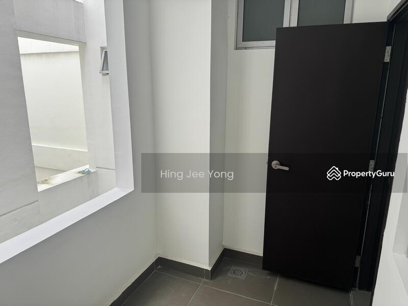 For Sale - Molek Pulai