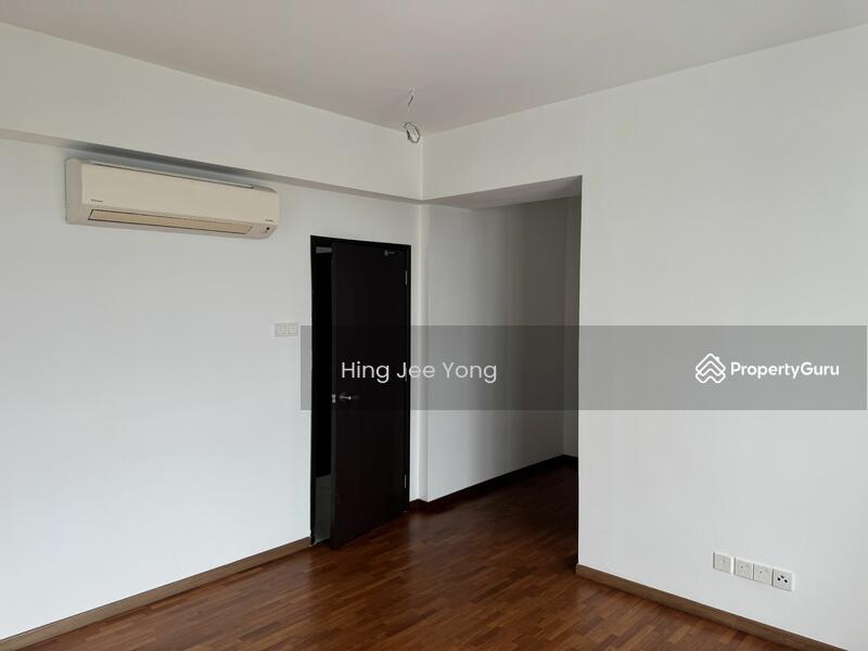For Sale - Molek Pulai