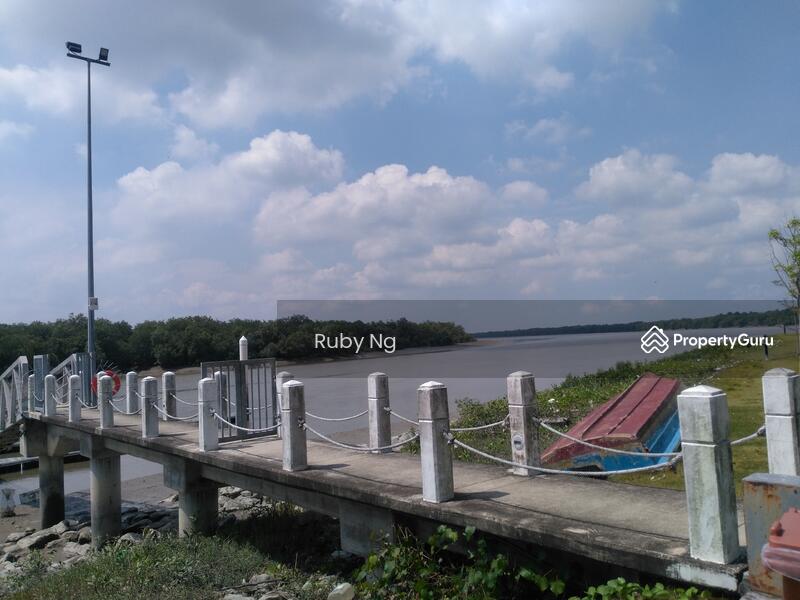 For Sale - Glenmarie Cove - Bungalow Lot