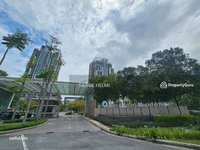 For Sale - 3 Storey link @ Lake Point Residence Cyberjaya