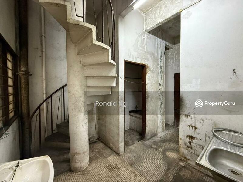 Untuk Dijual - 3 Storey Commercial Shop Georgetown