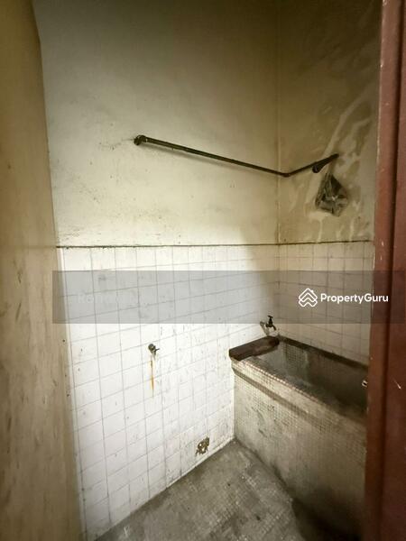 Untuk Dijual - 3 Storey Commercial Shop Georgetown