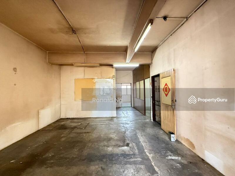 Untuk Dijual - 3 Storey Commercial Shop Georgetown
