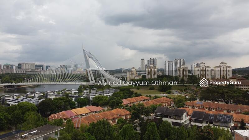 Near to Seri Wawasan Bridge