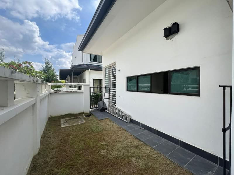 2-storey Terraced House for Sale in Eco Majestic (Semenyih) - Fatin Ismail - Exterior - PropertyGuru.com.my