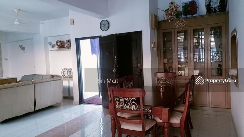 Untuk Dijual - Marina Crescent