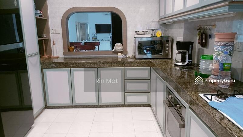 Untuk Dijual - Marina Crescent
