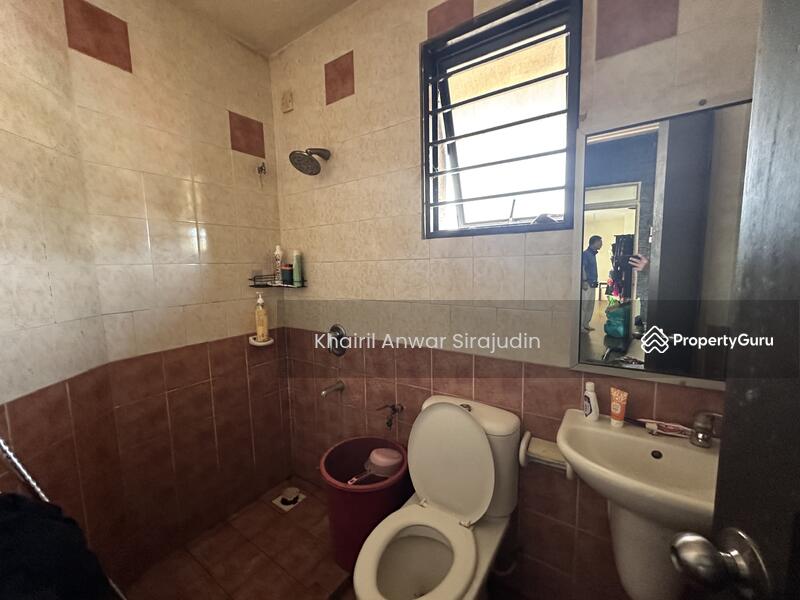 Rumah Teres 2 Tingkat untuk Dijual di Bukit Jelutong (Shah Alam) - Khairil Anwar Sirajudin - PropertyGuru.com.my