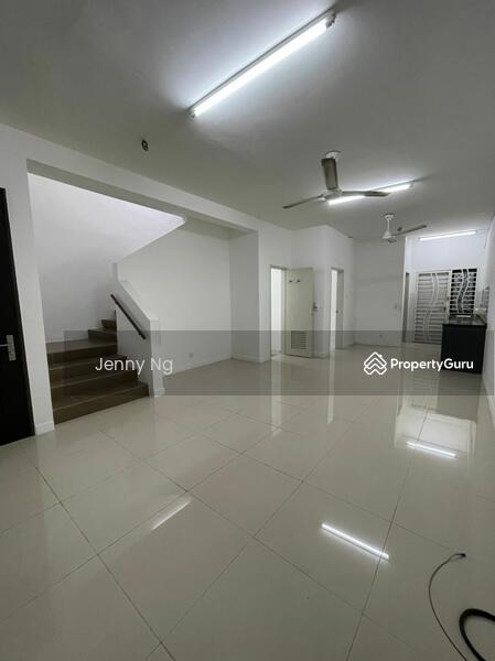 Rumah Teres untuk Disewa di Bandar Mahkota Banting (Tanjong Duabelas) - Jenny Ng - PropertyGuru.com.my