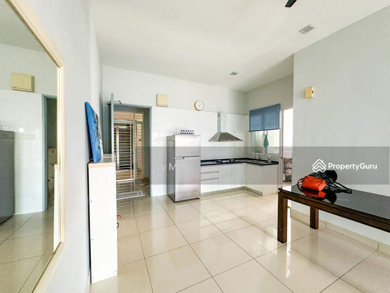 Untuk Dijual - The Regina