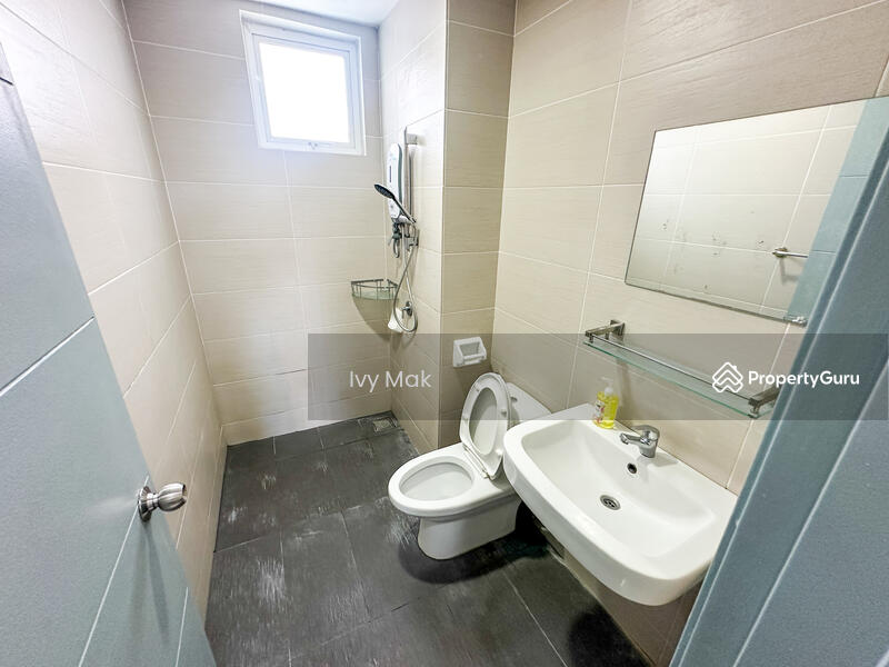 Untuk Dijual - The Regina