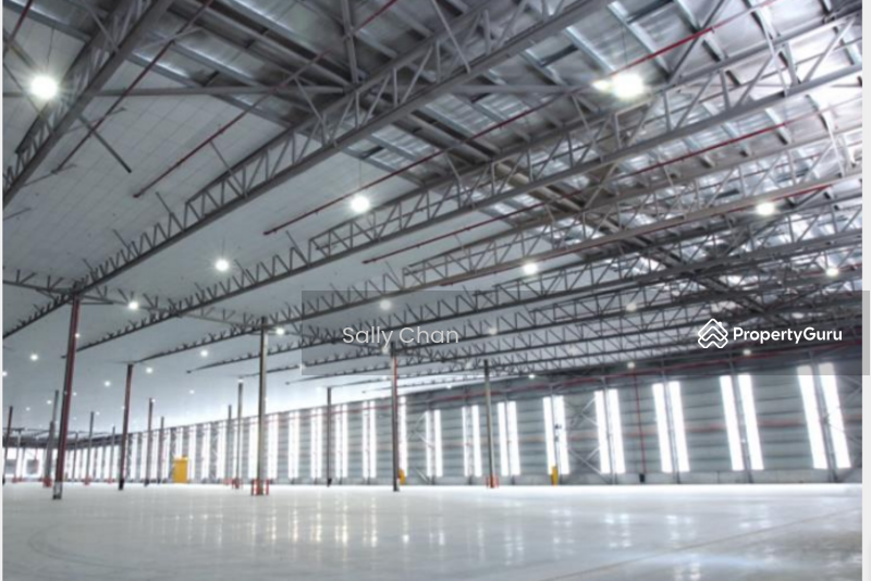 Untuk Disewa - Single storey 40feet high warehouse with 9 loading bays complete with dock levelers.