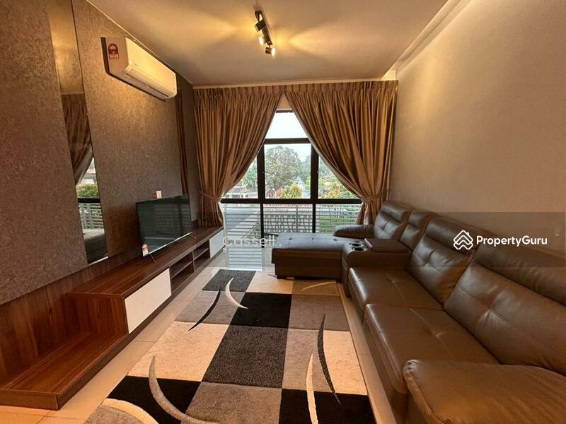 For Sale - LAST 3 unit Shj Rumah 3 Tingkat Eksklusif di Shah Alam Kurang Jam, Terus Sampai Kerja