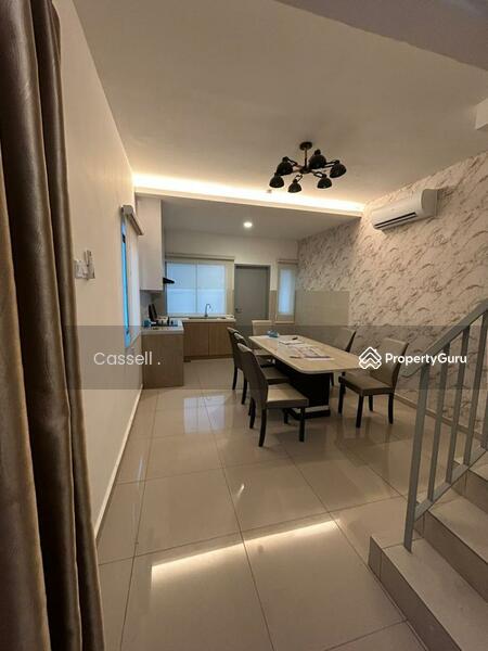 For Sale - LAST 3 unit Shj Rumah 3 Tingkat Eksklusif di Shah Alam Kurang Jam, Terus Sampai Kerja