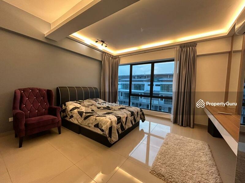 For Sale - LAST 3 unit Shj Rumah 3 Tingkat Eksklusif di Shah Alam Kurang Jam, Terus Sampai Kerja