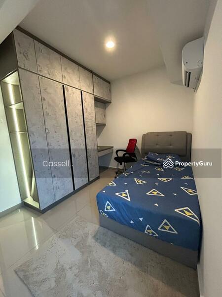 For Sale - LAST 3 unit Shj Rumah 3 Tingkat Eksklusif di Shah Alam Kurang Jam, Terus Sampai Kerja