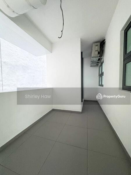 Pangsapuri untuk Dijual di Molek Pine 4 - Shirley Haw - PropertyGuru.com.my