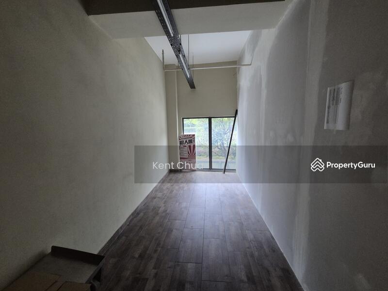 For Rent - Plaza Arkadia