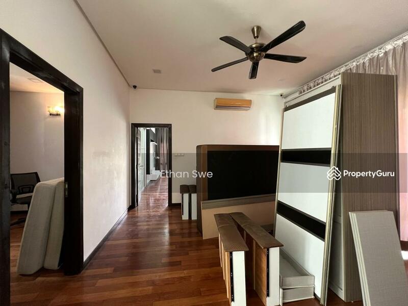 For Sale - Villa Manja