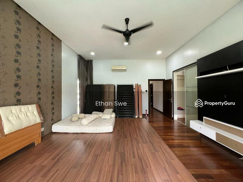 For Sale - Villa Manja