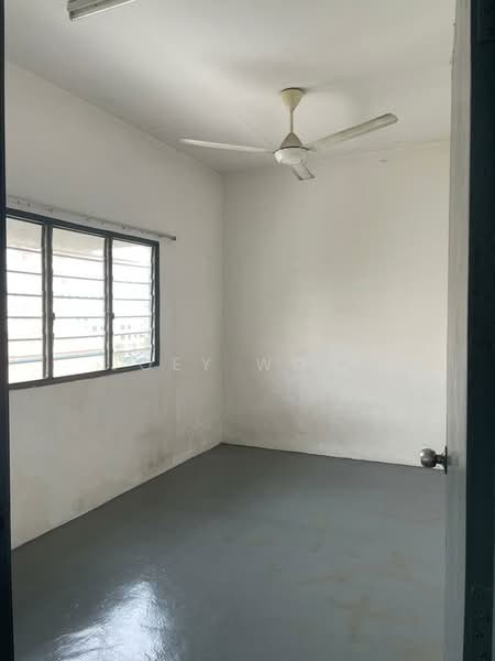 Flat for Sale at Damai Utama - Joey Wong - Interior - PropertyGuru.com.my