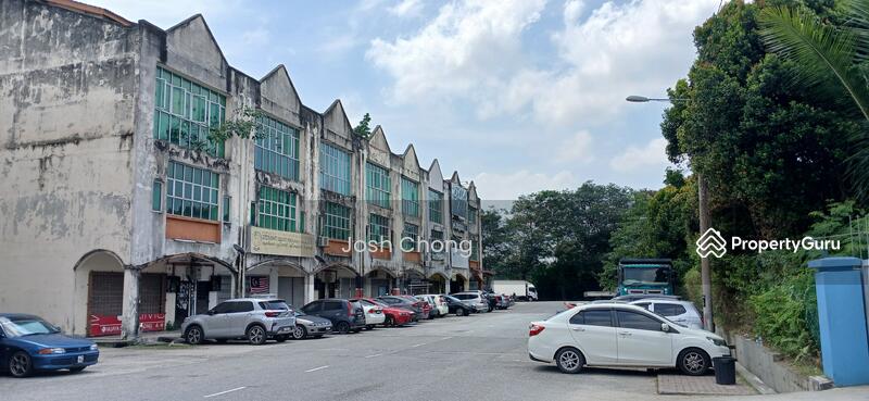 For Sale - 3 storey Shop @ Bandar Rinching