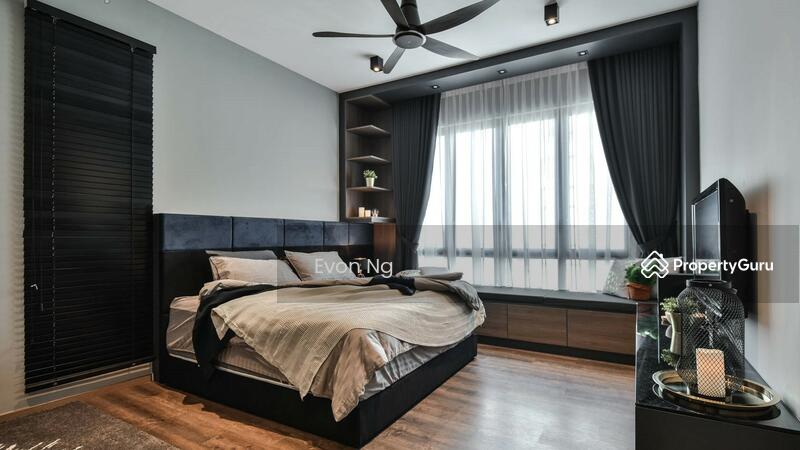 For Sale - [Seremban Sendayan] 400k!! LPPSA!! 20 x 70 Double Storey