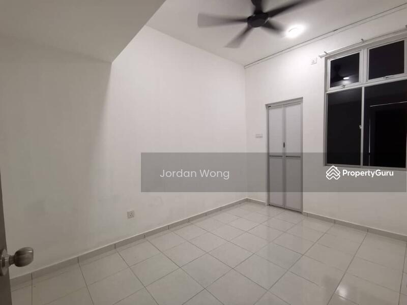 Untuk Disewa - Jalan Kaloi, Pasir Gudang