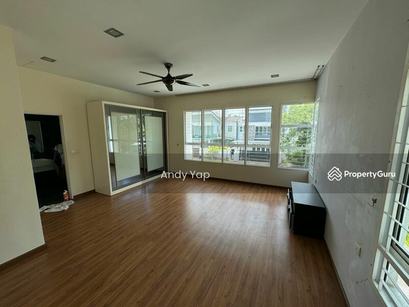 For Sale - Zara O-Lot Bungalow