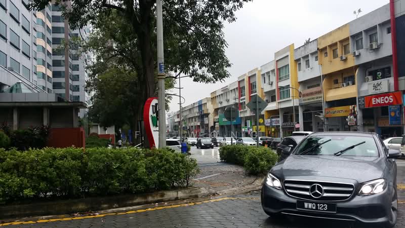 Kedai / Pejabat untuk Dijual di SS 21, Damansara Utama (Petaling Jaya) - FC Wong - Exterior - PropertyGuru.com.my