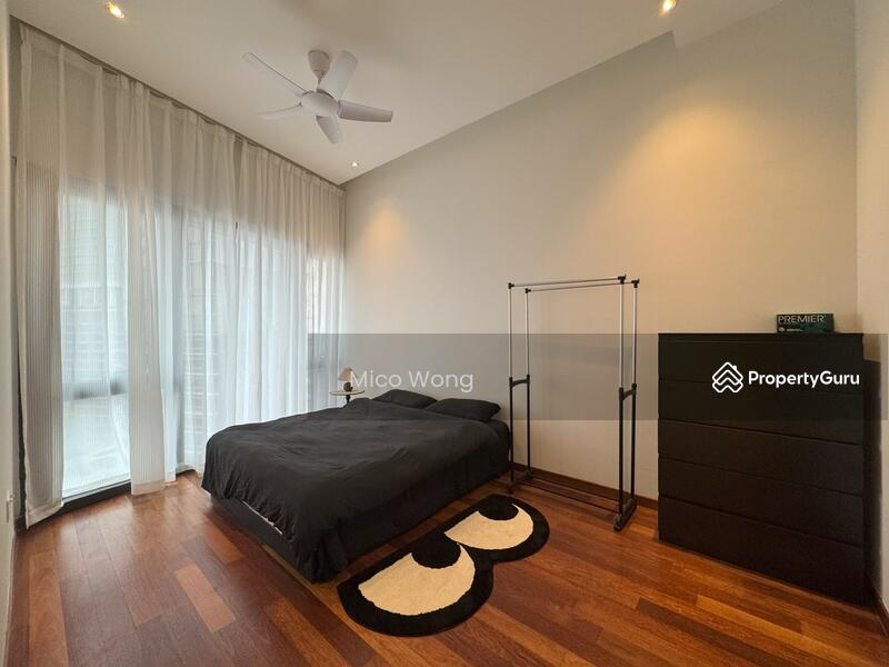 For Rent - Sapphire Paradigm