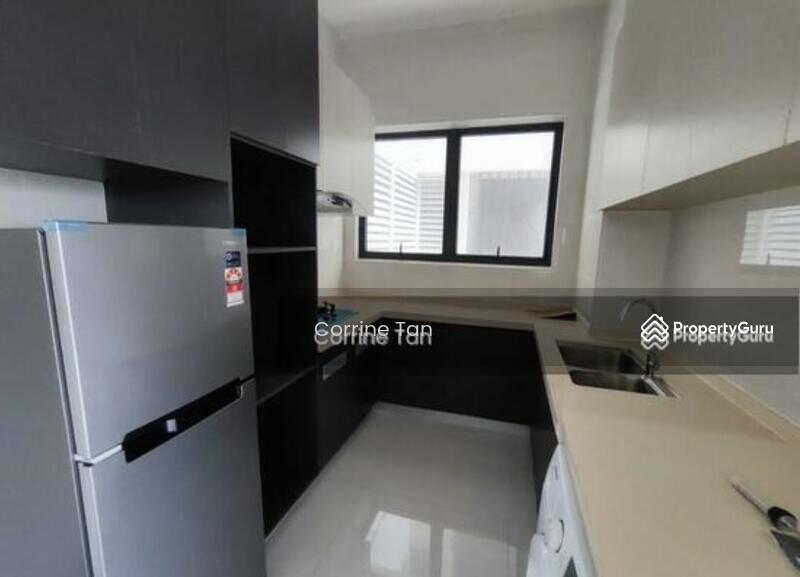 For Sale - Royal Strand @ Country Garden Danga Bay