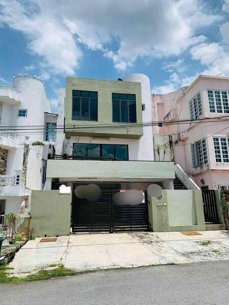 Rumah Teres 3 Tingkat untuk Dijual di Taman Wangsa Ukay (Ulu Kelang) - Allen . - PropertyGuru.com.my
