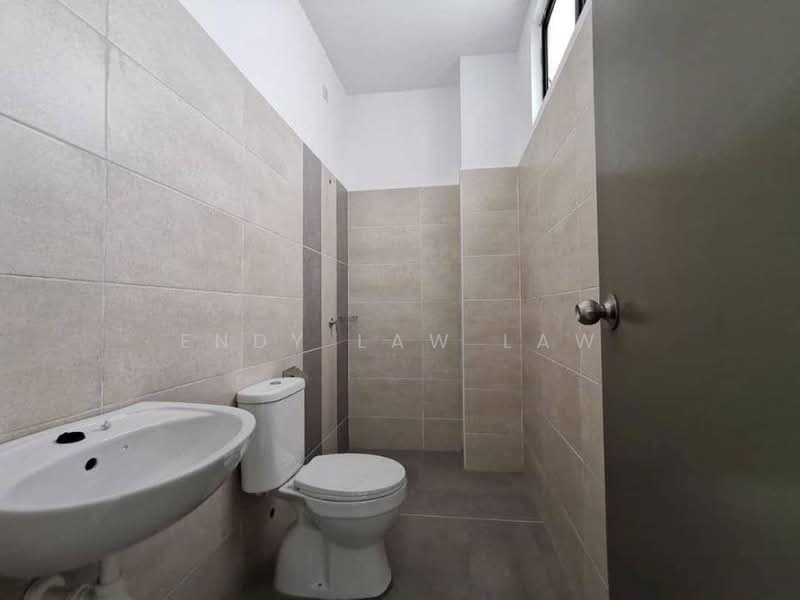 Rumah Kluster untuk Dijual di Taman Mutiara Mas (Skudai) - Endy Law Law - PropertyGuru.com.my