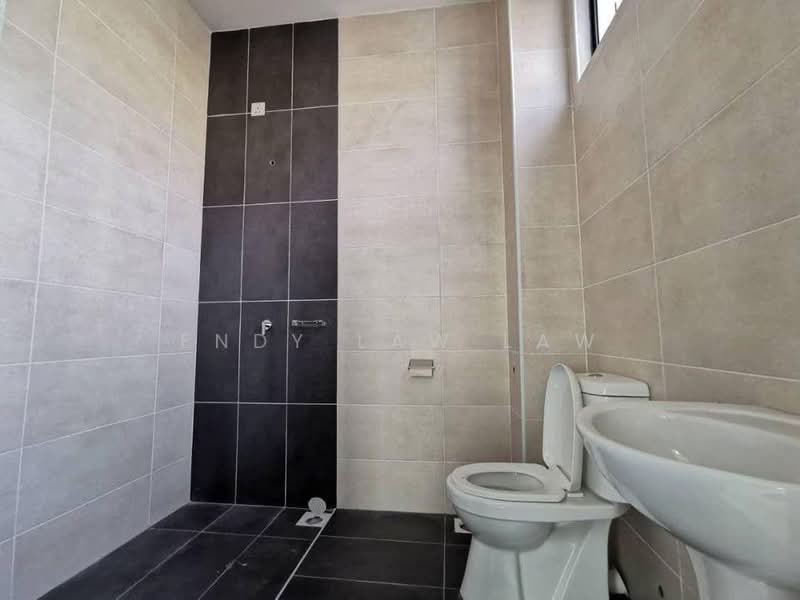 Rumah Kluster untuk Dijual di Taman Mutiara Mas (Skudai) - Endy Law Law - PropertyGuru.com.my