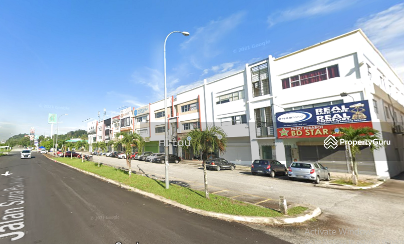 For Sale - 2.5 Storey Shop Office with basement 22' x 75' @ Puchong Gateway
