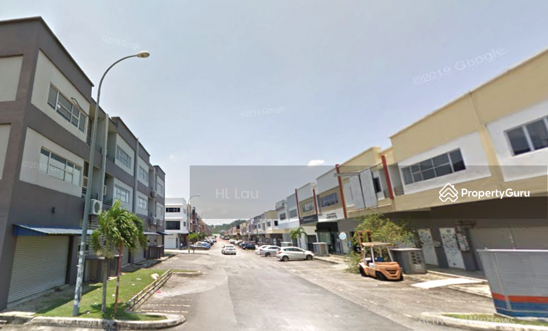 For Sale - 2.5 Storey Shop Office with basement 22' x 75' @ Puchong Gateway