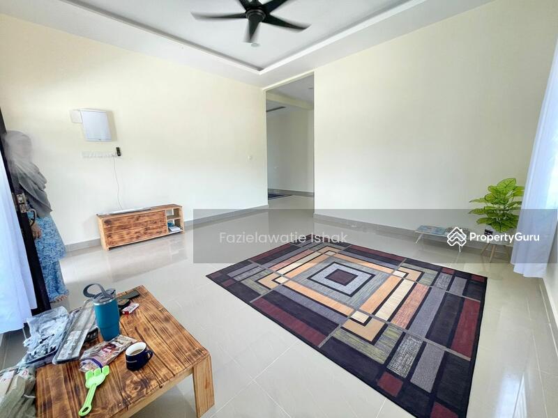 For Sale - Banglo Setingkat Kampung Temiang Tanjung Jara, Dungun, Terengganu