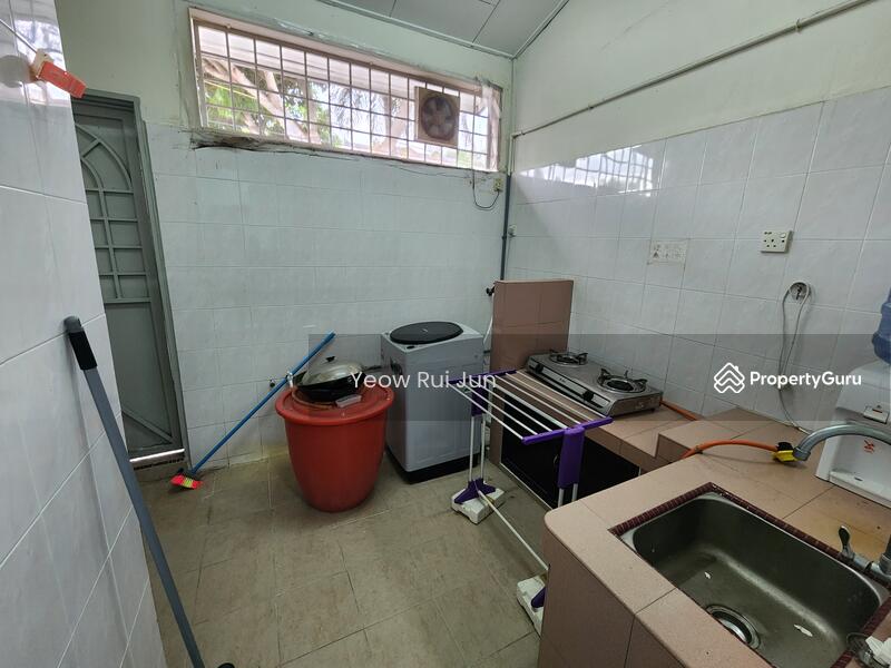 Untuk Dijual - Bunga Raya