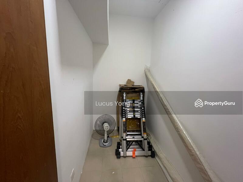 For Rent - The Madge U Thant