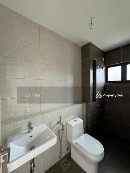 Rumah Teres 2-Tingkat untuk Dijual di Legasi 2 (Puchong) - CK Yee - PropertyGuru.com.my
