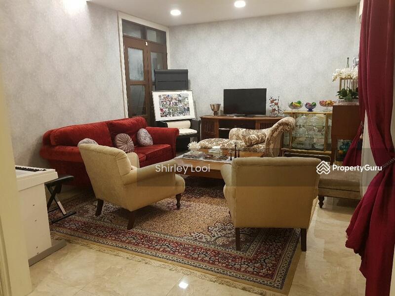 Terrace house at Bukit Jelutong untuk Untuk Dijual - RM 2,500,000, Mac 2026 - PropertyGuru.com.my