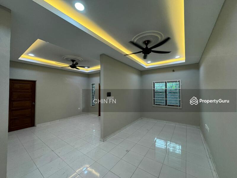 Untuk Dijual - Brand Newly Renovated 1 Sty Corner 2770 sqft Teres Damai Bemban Jasin