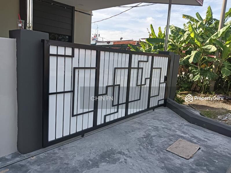 Untuk Dijual - Brand Newly Renovated 1 Sty Corner 2770 sqft Teres Damai Bemban Jasin