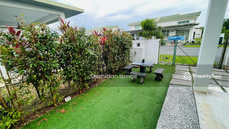 Semi-Detached House for Sale in Kampung Batu 9 Kebun Baru (Telok Panglima Garang) - Shahidan Ismail - PropertyGuru.com.my