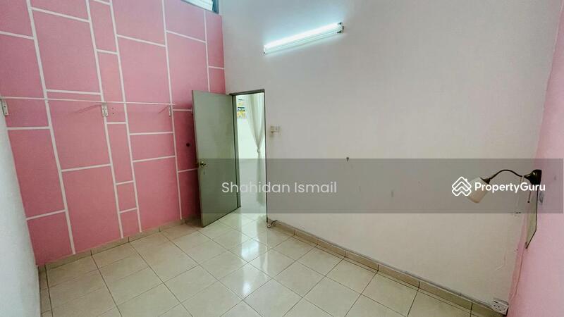 Semi-Detached House for Sale in Kampung Batu 9 Kebun Baru (Telok Panglima Garang) - Shahidan Ismail - PropertyGuru.com.my