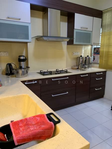 Condominium for Sale at Putra Place Condominium - Febe Soon - Kitchen - PropertyGuru.com.my