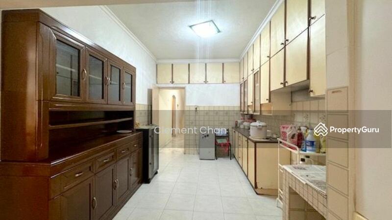 Untuk Dijual - Semi-D house at Damansara Heights
