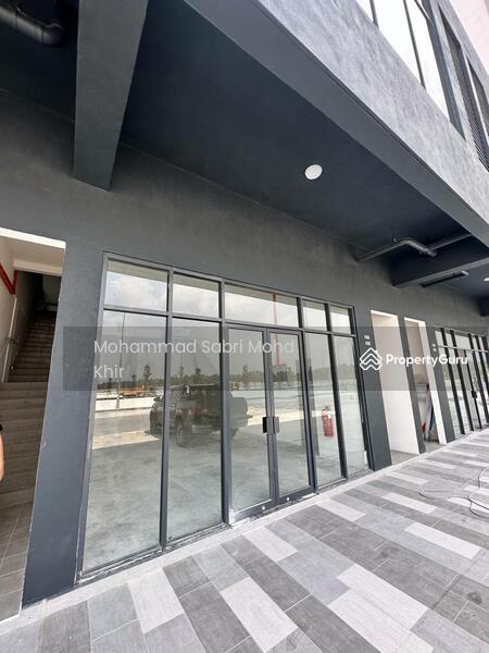 External unit of shoplot.