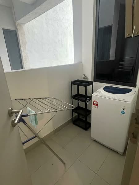 Servis Apartment untuk Disewa di Sapphire Paradigm - Ivan Kok - Balcony - PropertyGuru.com.my